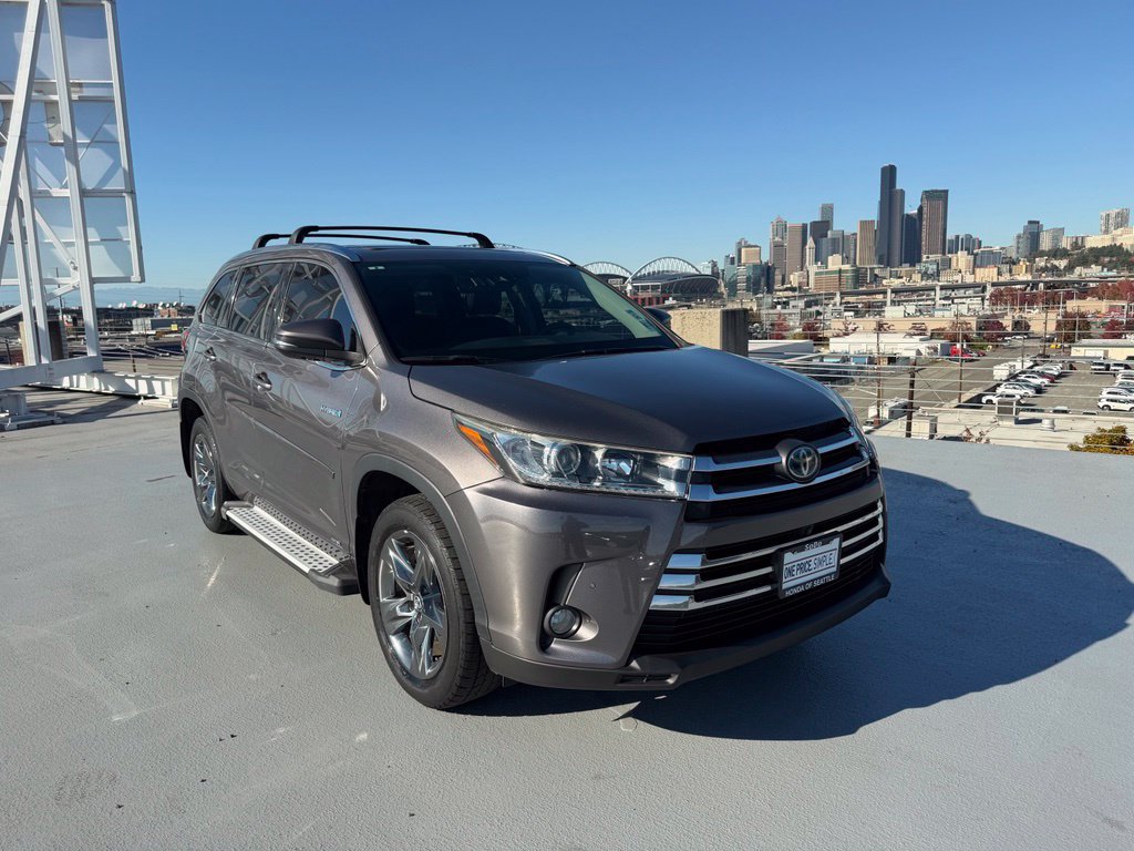 Used 2017 Toyota Highlander Limited Platinum w/ Carpet Mat Package AWD/4WD 360° Tour
