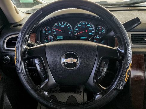 Used 2010 Chevrolet Silverado 2500 LTZ AWD/4WD image 10