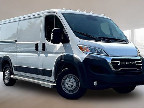 Used 2025 RAM ProMaster 2500 w/ U-Haul Equipment Group FWD image 1