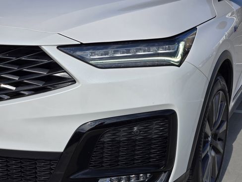 Used 2026 Acura MDX A-Spec image 7