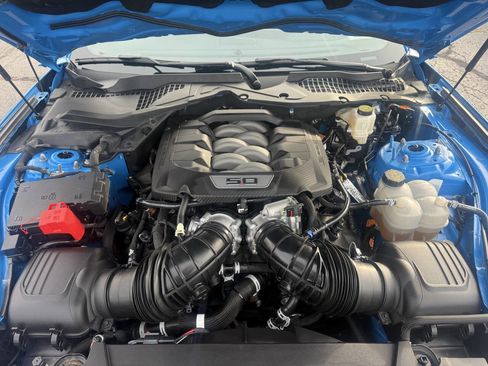 Used 2024 Ford Mustang GT Premium image 12