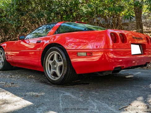 Used 1994 Chevrolet Corvette ZR1 RWD image 6