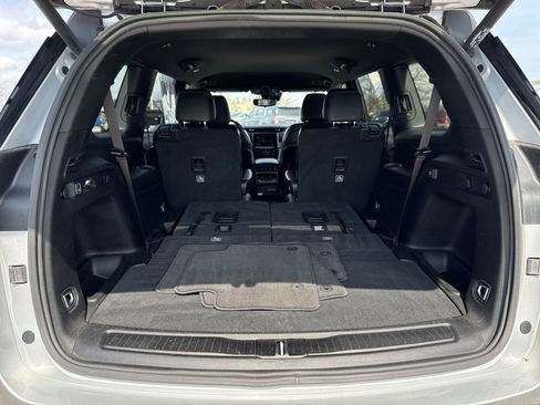 Certified 2023 Jeep Grand Cherokee L Laredo image 40