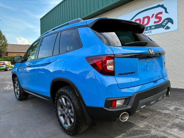 Used 2024 Honda Passport TrailSport image 7