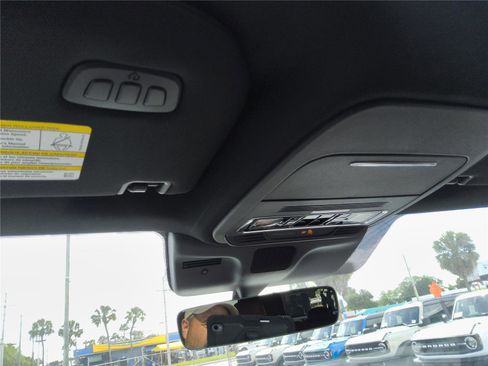 New 2026 Lincoln Navigator L Reserve AWD/4WD image 34