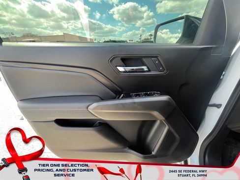 Used 2025 GMC Canyon Elevation image 23