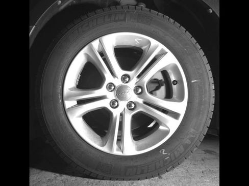 Used 2019 Dodge Charger SXT RWD image 10