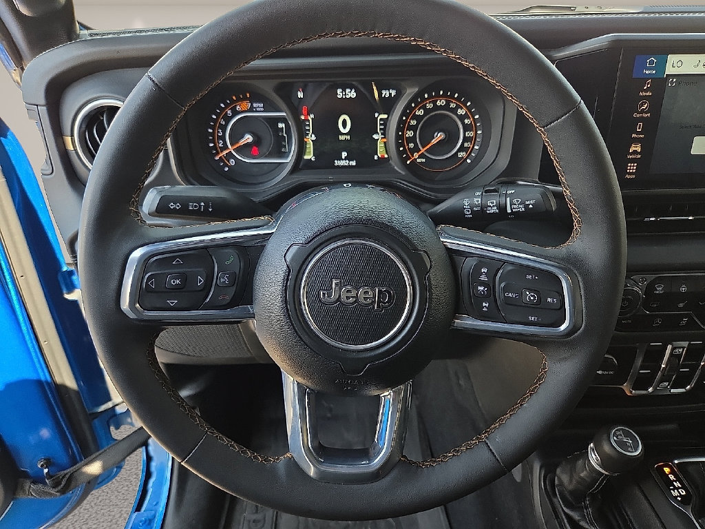 Used 2024 Jeep Wrangler Unlimited Sahara AWD/4WD image 16