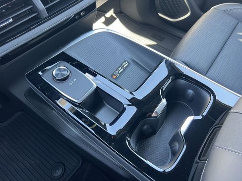 New 2026 Buick Enclave Sport Touring w/ Power Package image 7