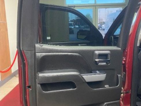 Used 2018 Chevrolet Silverado 1500 LT w/ Texas Edition image 14