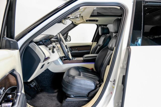 Used 2023 Land Rover Range Rover SE AWD/4WD image 42