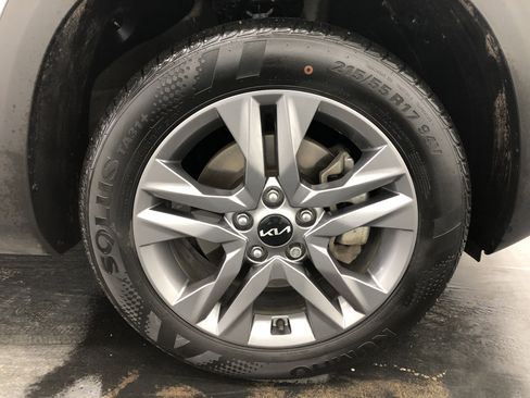 Used 2023 Kia Seltos LX image 21