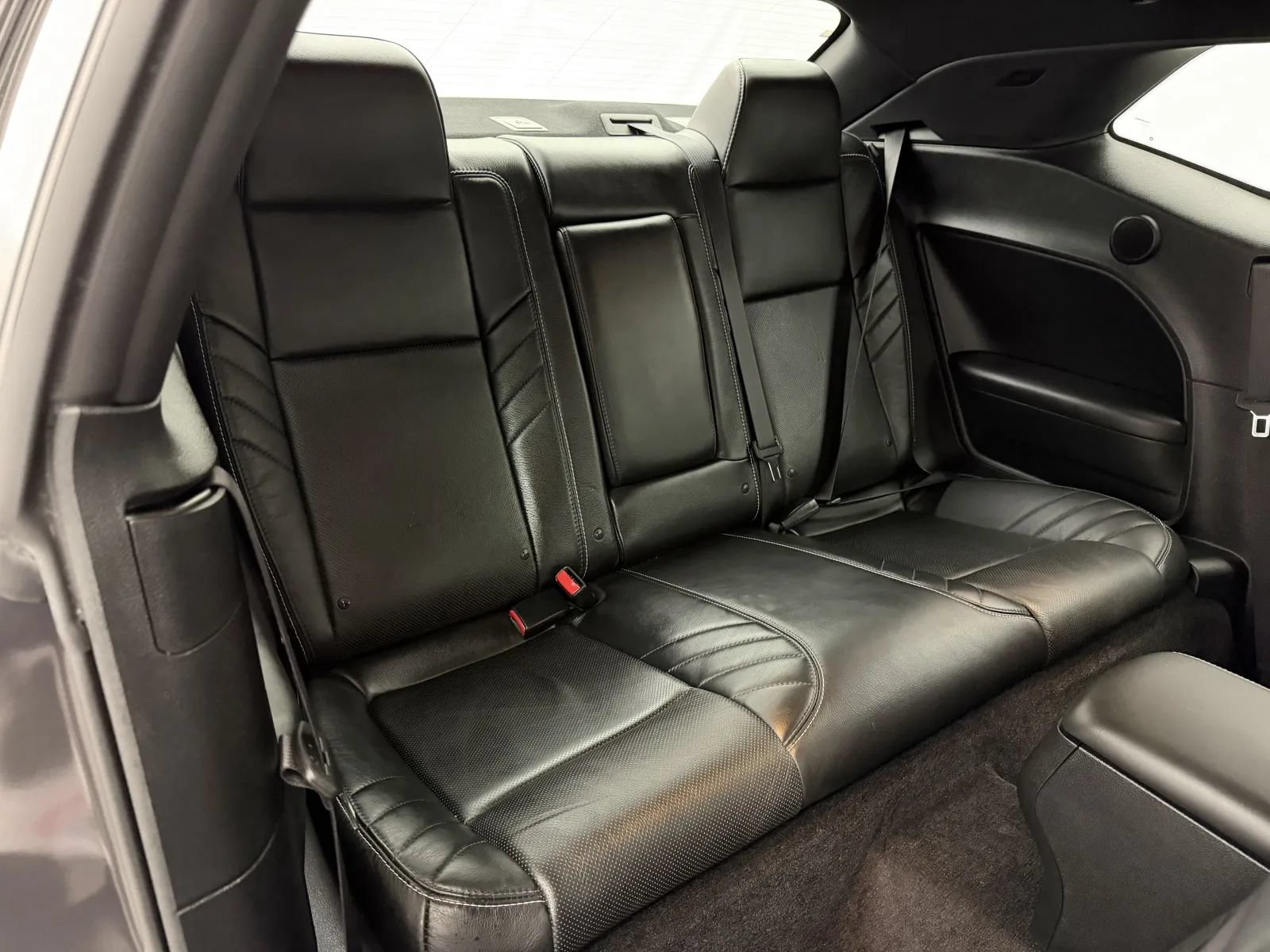 Used 2017 Dodge Challenger SRT RWD image 26