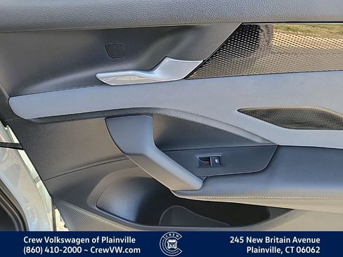 New 2026 Volkswagen Tiguan SE R-Line image 46