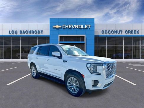 Used 2024 GMC Yukon Denali image 2