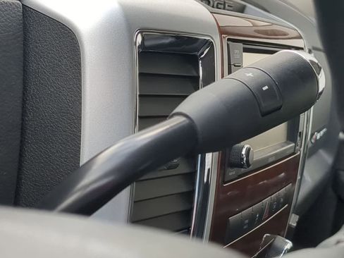 Used 2012 RAM 1500 Laramie image 29