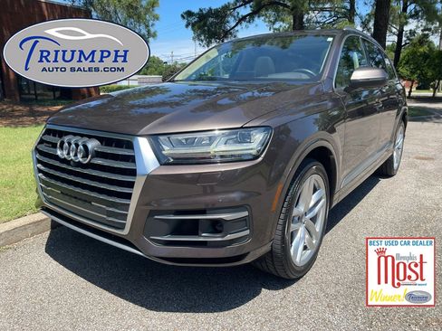 Used 2017 Audi Q7 3.0T Prestige AWD/4WD image 1