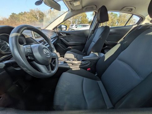Used 2016 MAZDA MAZDA3 i Sport image 10