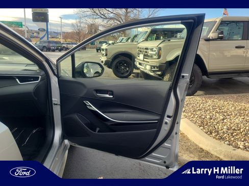 Used 2024 Toyota Corolla XSE image 16