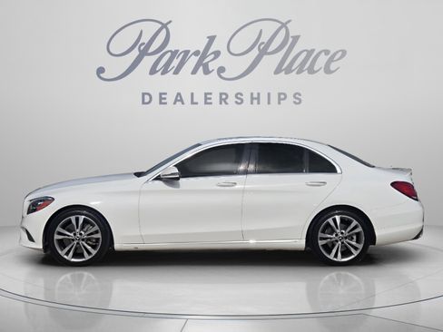 Used 2020 Mercedes-Benz C 300 Sedan image 2