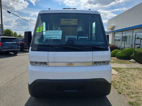 New 2025 Chevrolet Brightdrop 400 w/ Battery Pack, Max Range image 8