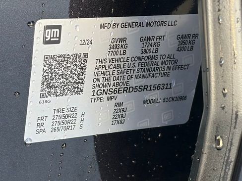 Used 2025 Chevrolet Suburban RST image 38