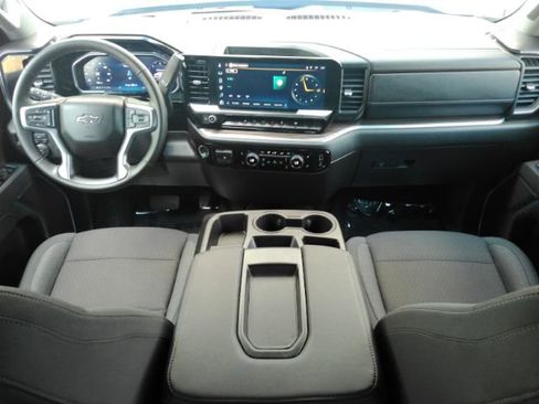 Used 2026 Chevrolet Silverado 1500 RST image 3