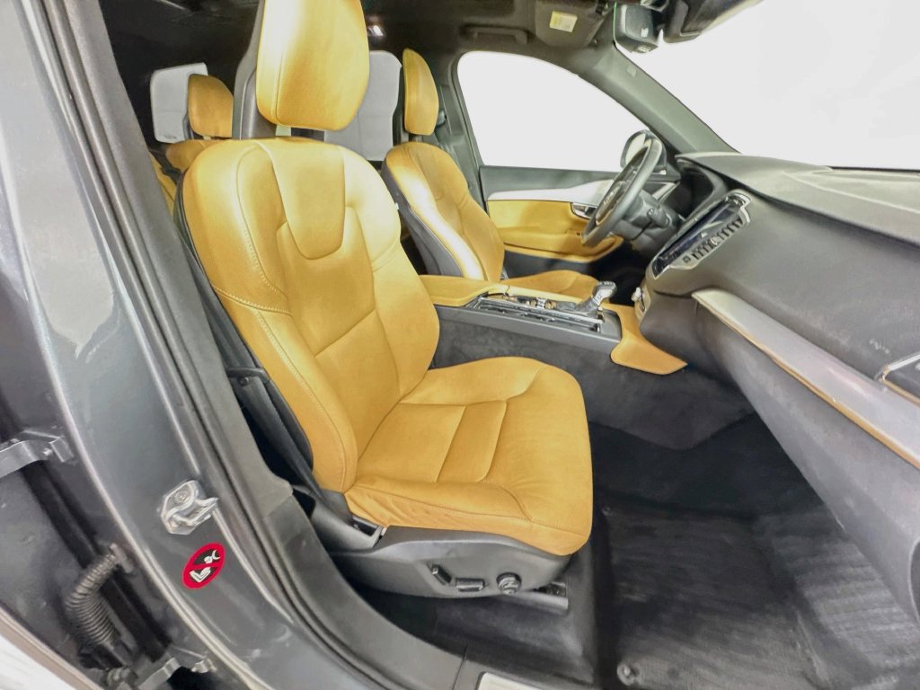 Used 2017 Volvo XC90 T6 Momentum w/ Vision Package AWD/4WD image 38
