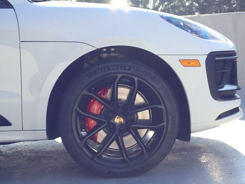 New 2026 Porsche Macan GTS image 11