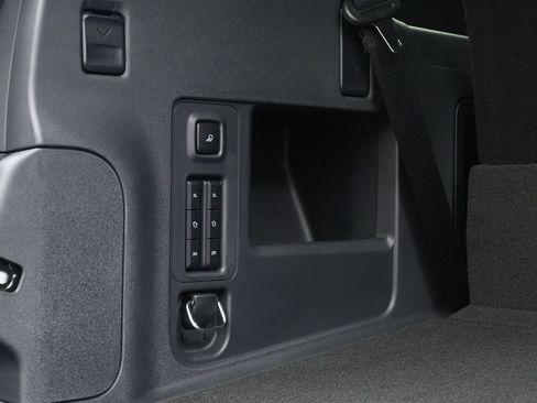 New 2025 Ford Expedition Active image 30