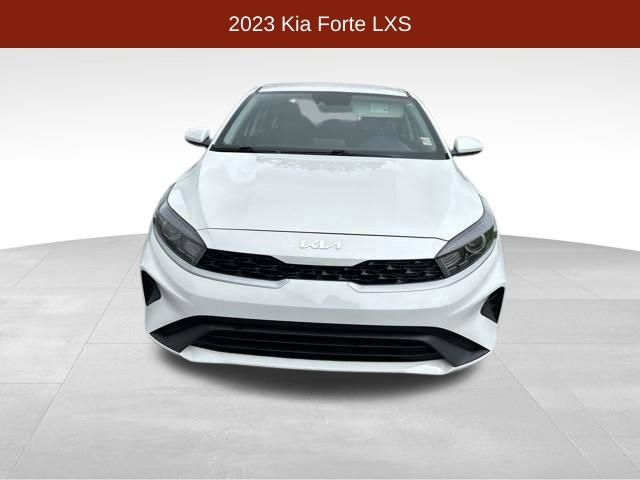 Used 2023 Kia Forte LXS FWD image 2