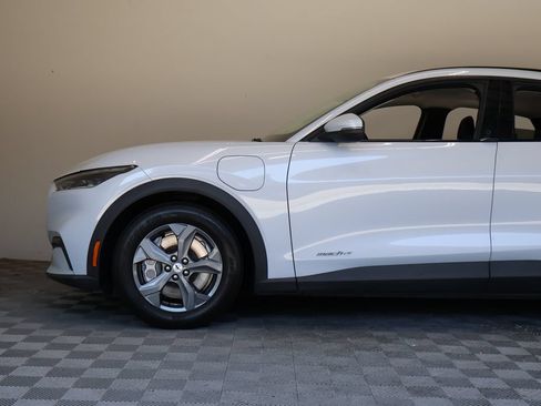 Used 2022 Ford Mustang Mach-E Select RWD image 8