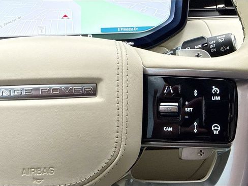 Used 2023 Land Rover Range Rover SE AWD/4WD image 12