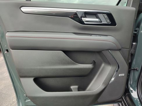 New 2026 Chevrolet Suburban RST w/ Advanced Technology Package image 9