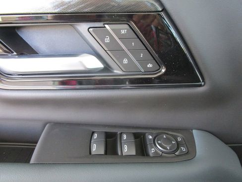 New 2026 GMC Yukon AT4 w/ AT4 Premium Plus Package image 26