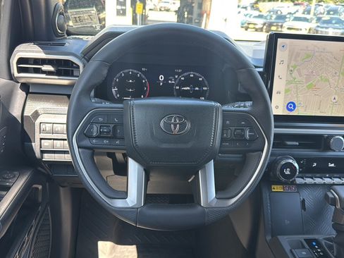 Used 2026 Toyota 4Runner Limited AWD/4WD image 2