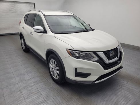 Used 2018 Nissan Rogue SV image 13