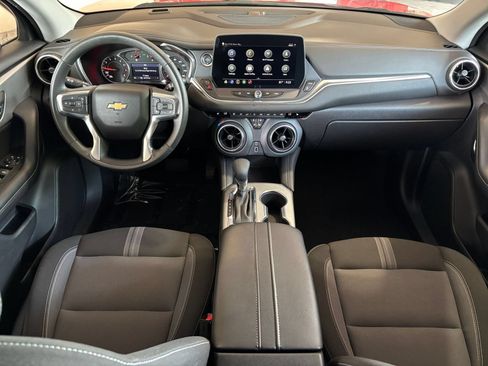 Used 2025 Chevrolet Blazer LT FWD image 35