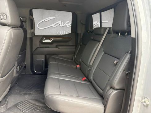 Certified 2025 Chevrolet Silverado 1500 RST AWD/4WD image 20