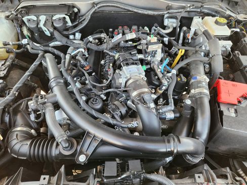 Used 2022 Ford Bronco Outer Banks image 34