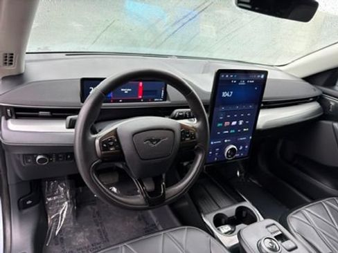 Used 2022 Ford Mustang Mach-E Select AWD/4WD image 15
