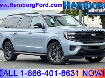 New 2026 Ford Expedition Max Platinum w/ Stealth Appearance Package