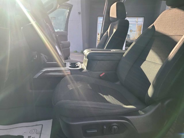 Used 2022 GMC Sierra 1500 Elevation w/ Driver Alert Package I AWD/4WD image 19