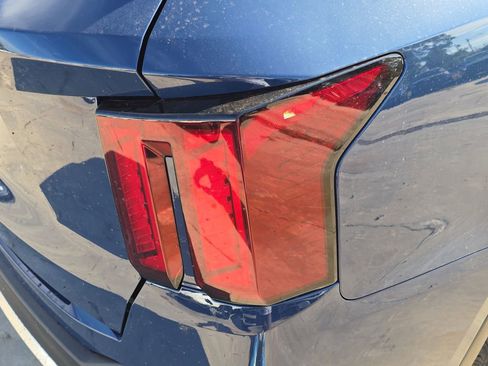 New 2026 Kia Sorento S w/ S Panoramic Sunroof Package image 11