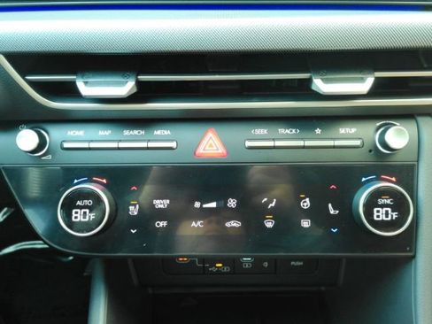 Used 2024 Hyundai Sonata Limited image 47