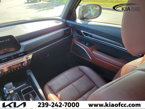 Used 2024 Kia Telluride SX image 21