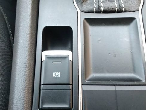 Used 2021 Volkswagen Atlas Cross Sport S FWD image 22