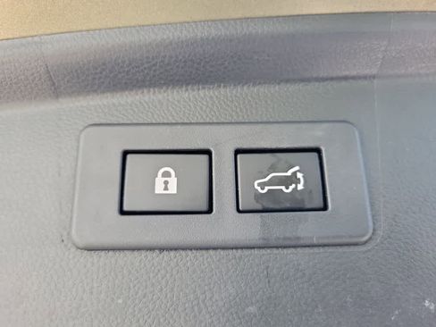 Used 2020 Subaru Outback Limited AWD/4WD image 38