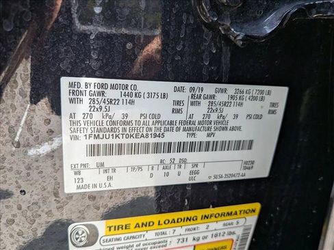 Used 2019 Ford Expedition Limited w/ Equipment Group 303A RWD image 17