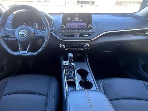 Certified 2025 Nissan Altima 2.5 S image 15